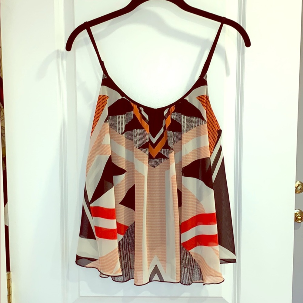 Express Women’s Geo Top Size M